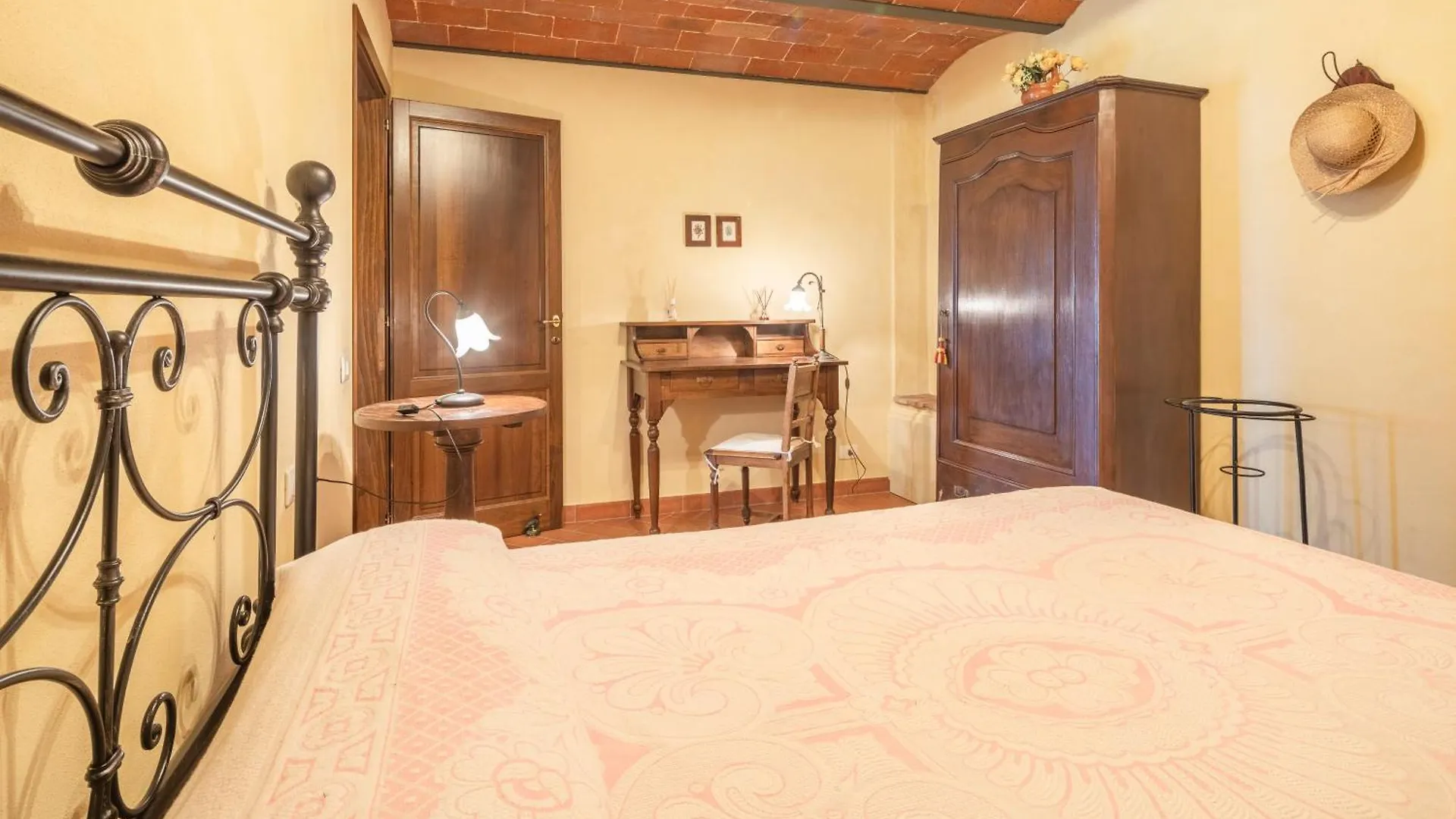 Casa Viola Pool, Wifi, Montaione Villa Holiday home